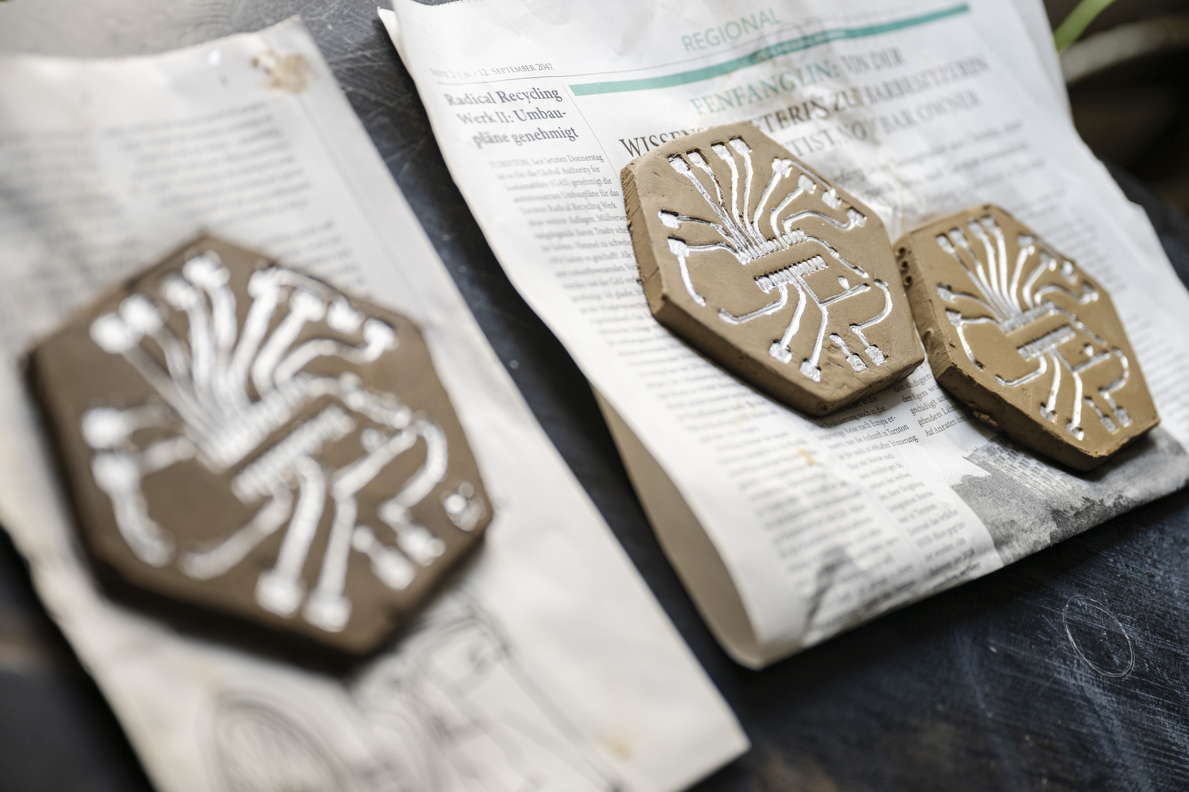 AMRO24 Exhibitions "Clay PCB", by Patrícia J. Reis & Stefanie Wuschitz